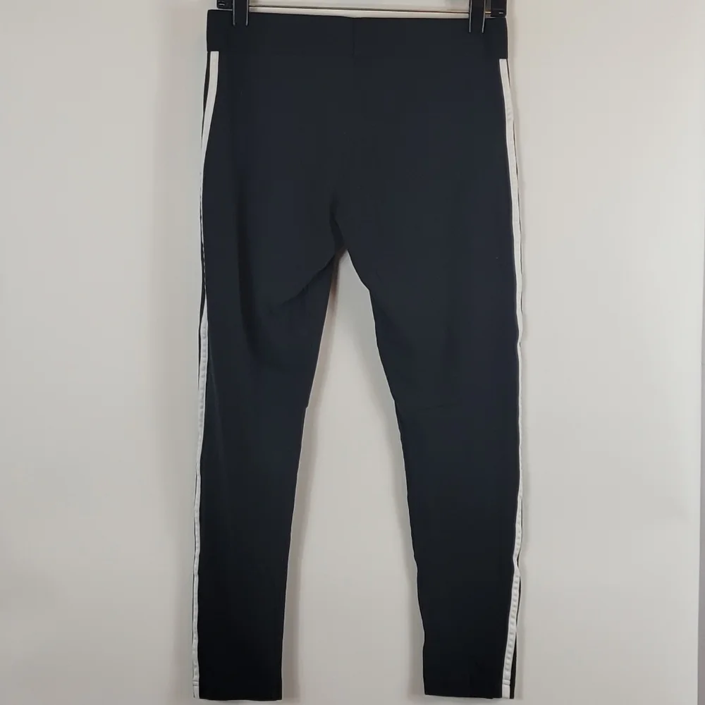 ⭕️SOLD⭕️Adidas Athletic Sport Black Leggings Womens Size Large - Picture 2 of 4